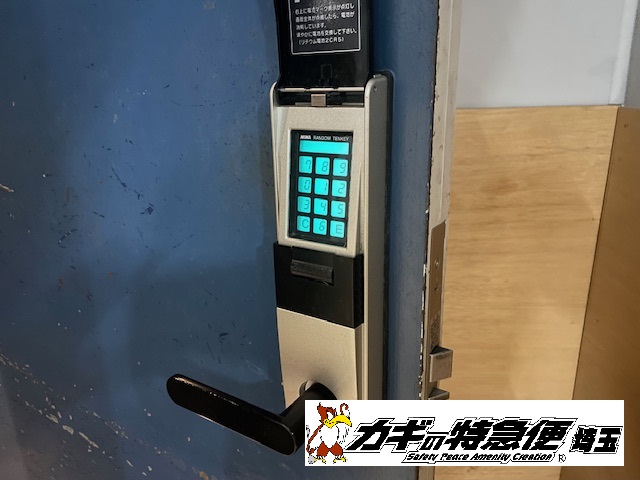 電気錠システムの修理・交換（美和ロックのランダムテンキー（TK４LT）認証するが開かない/埼玉県川口市のショッピングモール）